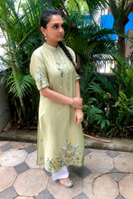 Load image into Gallery viewer, The Garden Kurta
