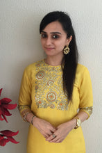 Load image into Gallery viewer, The Canary Yellow Kurta
